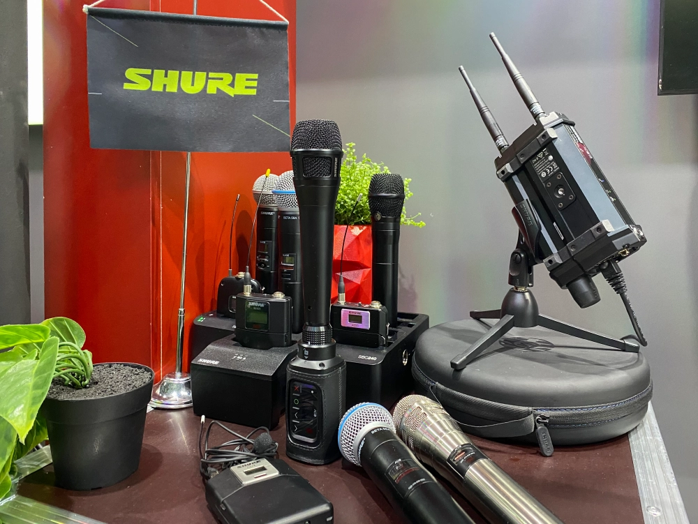 Микрофоны Shure Nexadyne | Hi-Tech Media представляет театр современных технологий на Light+Audio Tec 25, foto-26