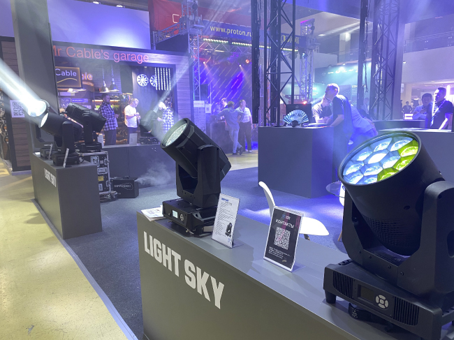 Компактные мультимедийные и световые решения от Hi-Tech Media на выставке light+audio tec , фото-22