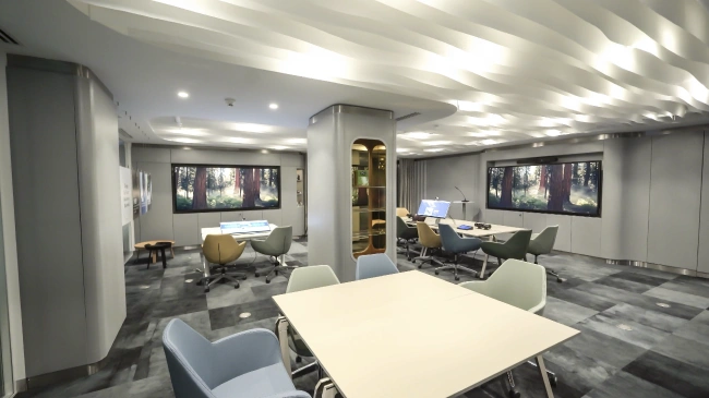 L'Oréal создает современное офисное пространство с дисплеями Pana, фото-1