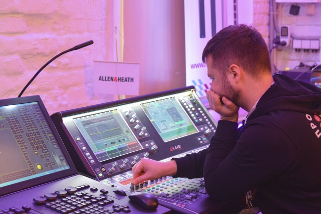 Hi-Tech Media открыли портал в мир инноваций на выставке Prointegration Tech, фото-3